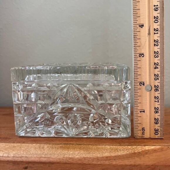 Vintage Pressed Glass Trinket Box Floral Fan Arch Pattern Glass Vanity - Picture 9 of 9